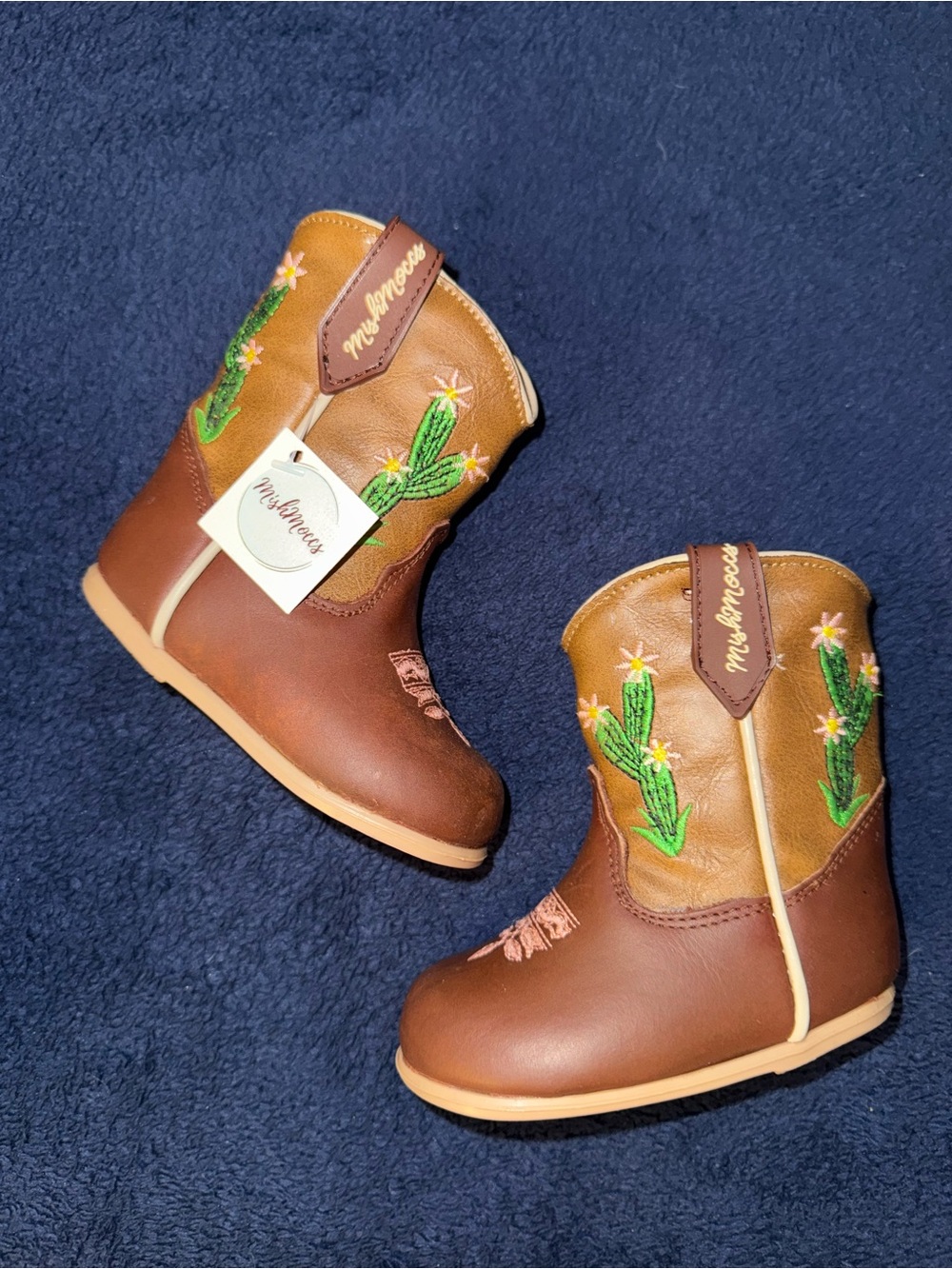 Girls boots